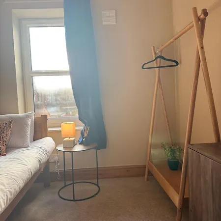 Casa vacanze Modern 4bd W Wi-fi, Washer, & Smarttvs, Close To M6