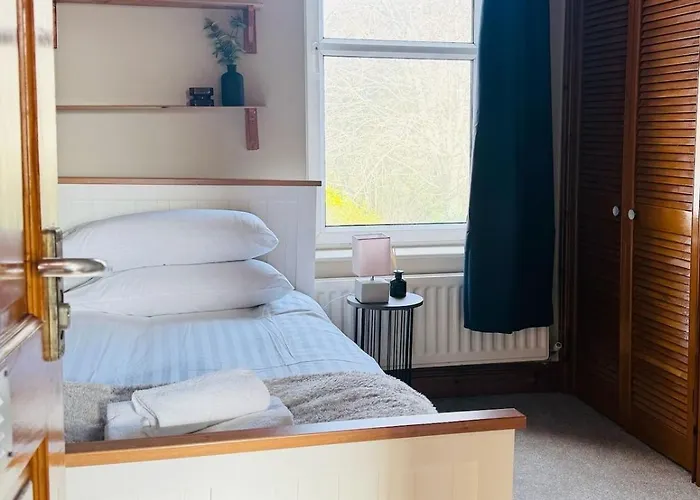 Modern 4bd W Wi-fi, Washer, & Smarttvs, Close To M6 Carlisle (Cumbria)